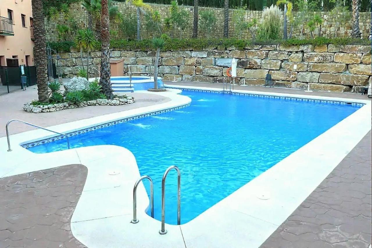 Elegant 2Br Apartment Puerto Banus Marbella Just 12 Minutes Away By G00Giemaps Estepona Buitenkant foto
