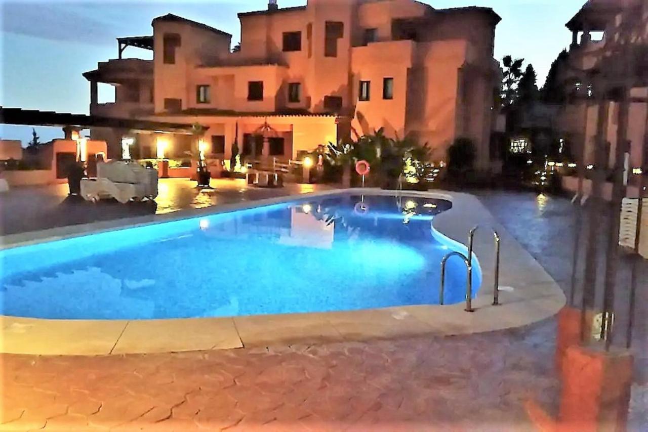 Elegant 2Br Apartment Puerto Banus Marbella Just 12 Minutes Away By G00Giemaps Estepona Buitenkant foto